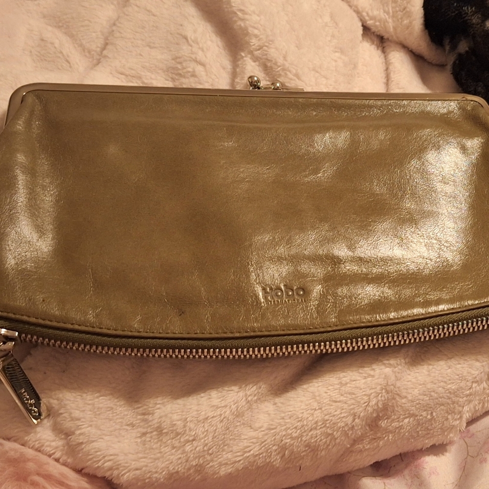Hobo Women's Tan Leather Clutch